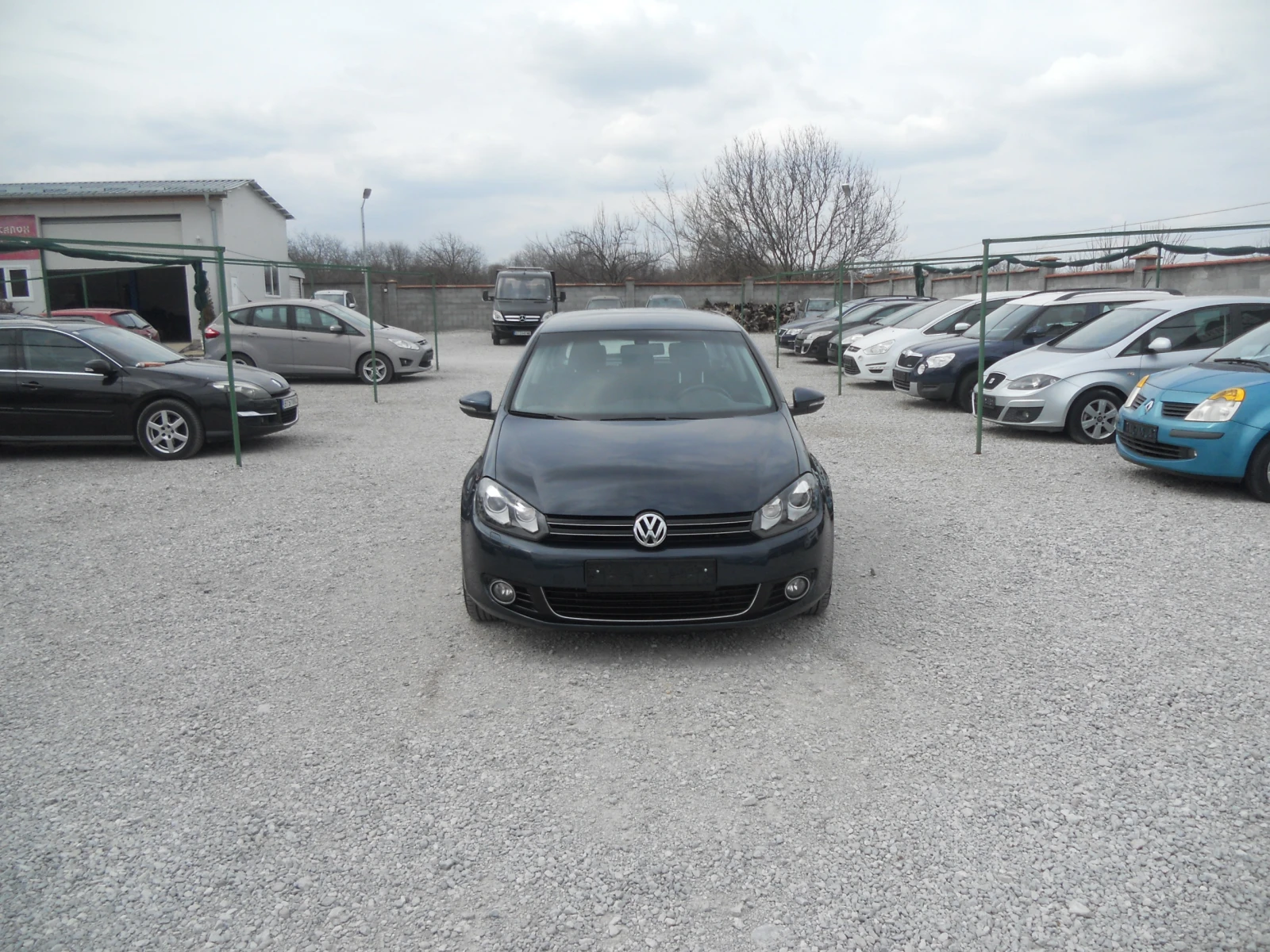 VW Golf 2.0TDI ЛИЗИНГ!!! HIGHLINE 140 КОНСКИ СИЛИ, снимка 2 - Автомобили и джипове - 53943648