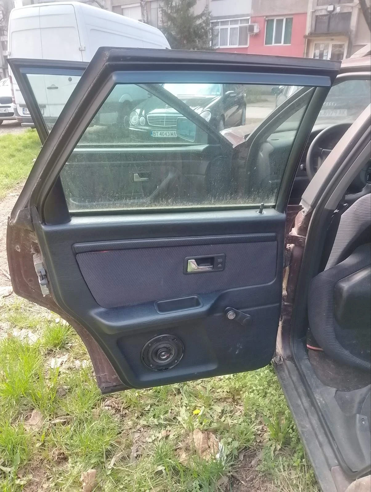 Audi 80 1.9 TDI, Счупен мотор, снимка 10 - Автомобили и джипове - 54103289