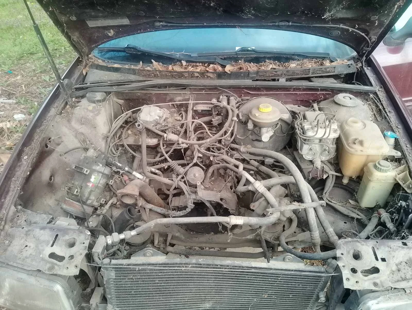 Audi 80 1.9 TDI, Счупен мотор, снимка 11 - Автомобили и джипове - 54103289