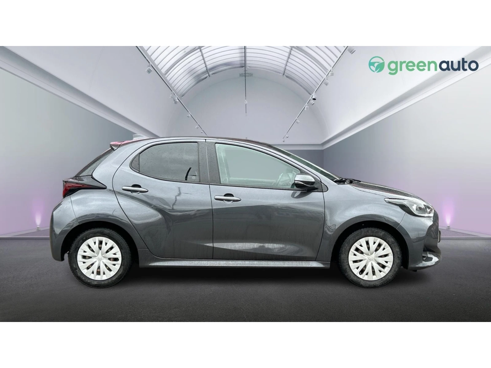 Toyota Yaris 1.5i M/T, Месечна вноска от 176  , снимка 6 - Автомобили и джипове - 54114360