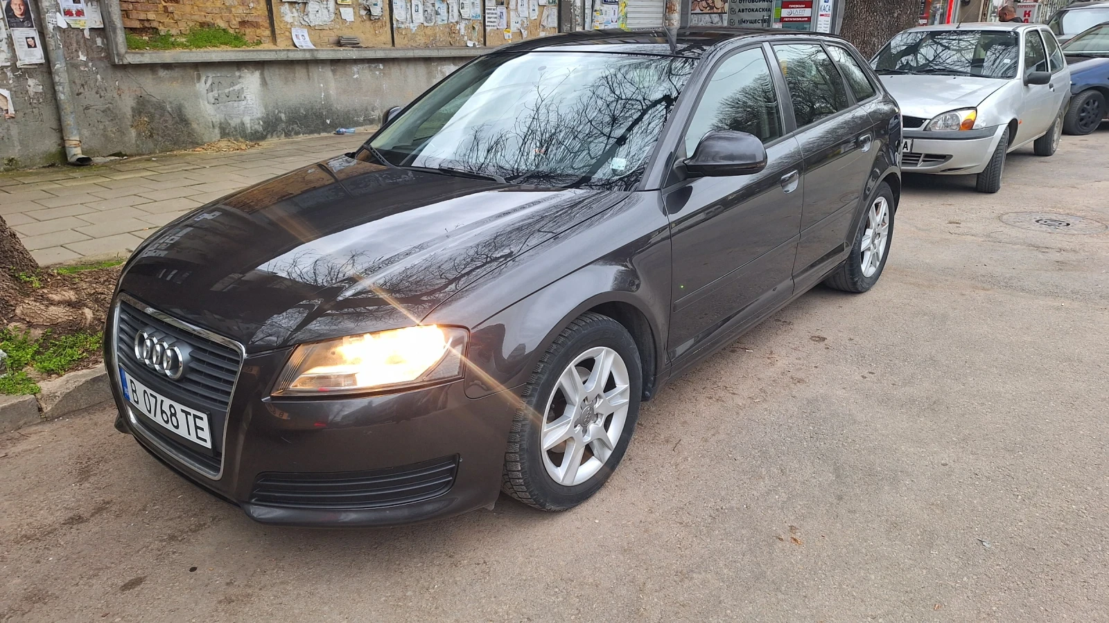 Audi A3 1.9 Sportback, снимка 2 - Автомобили и джипове - 54135975