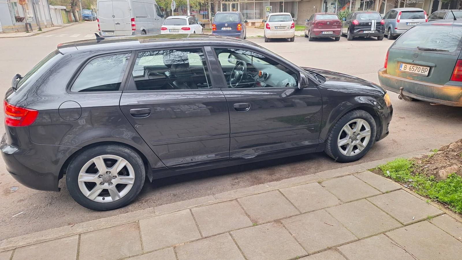 Audi A3 1.9 Sportback, снимка 4 - Автомобили и джипове - 54135975