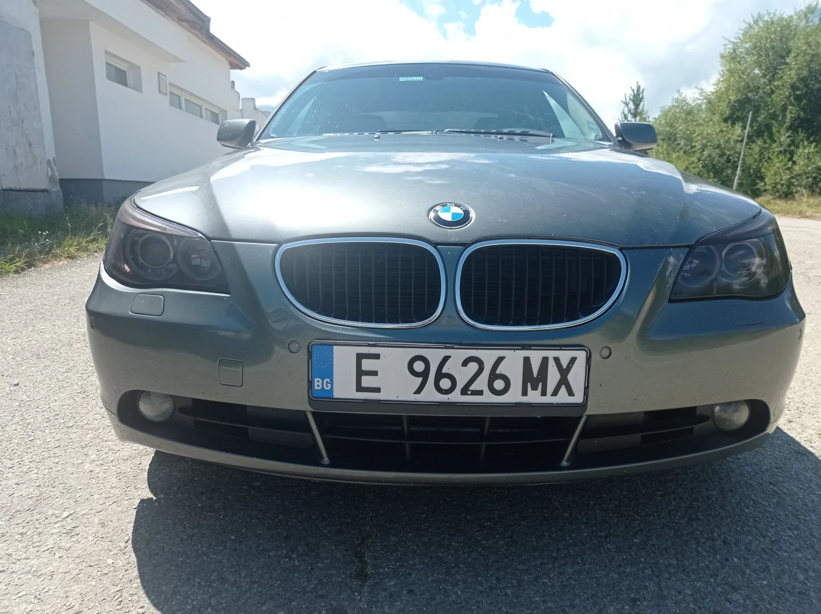 BMW 525