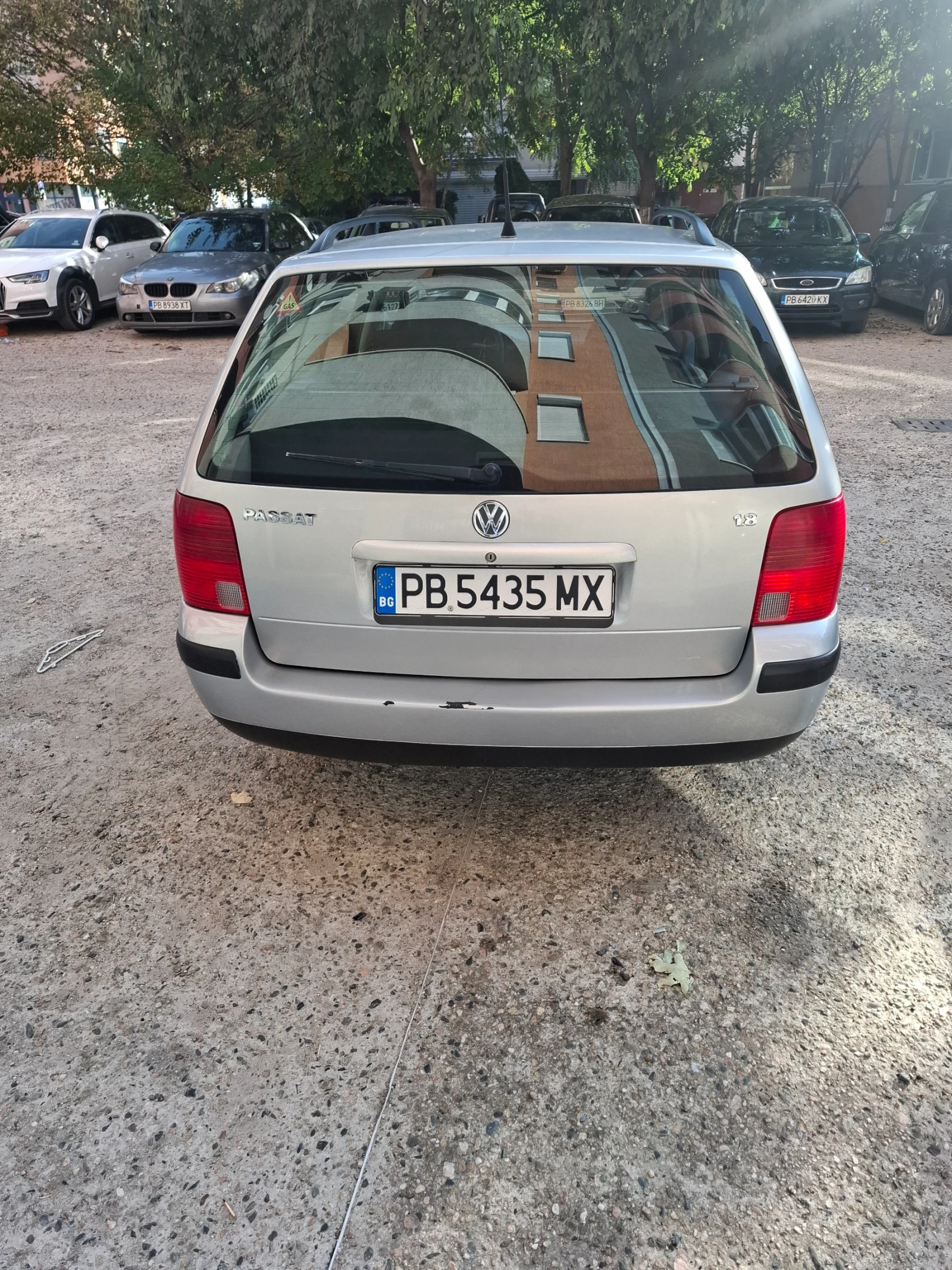 VW Passat, снимка 6 - Автомобили и джипове - 54422407