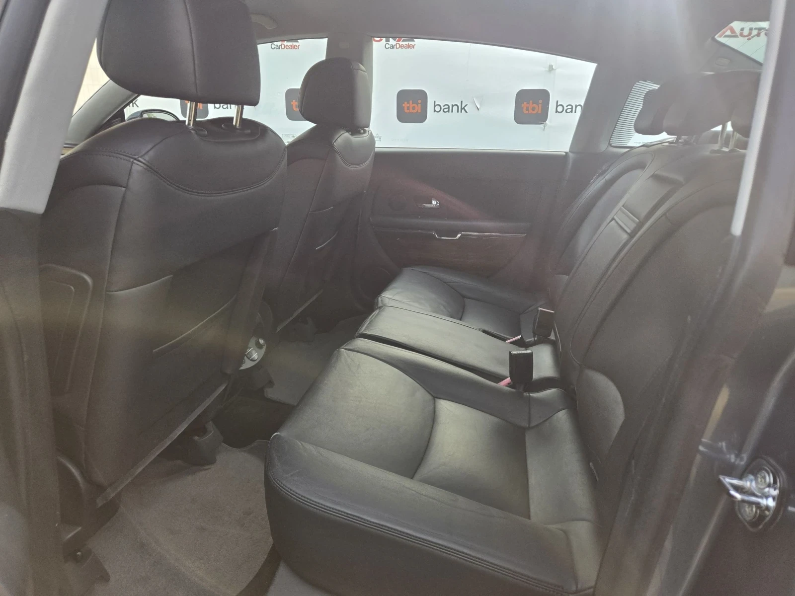 Citroen C6 2.7HDI-204кс= АВТОМАТ= НАВИ= КСЕНОН= КОЖА, снимка 9 - Автомобили и джипове - 54459425