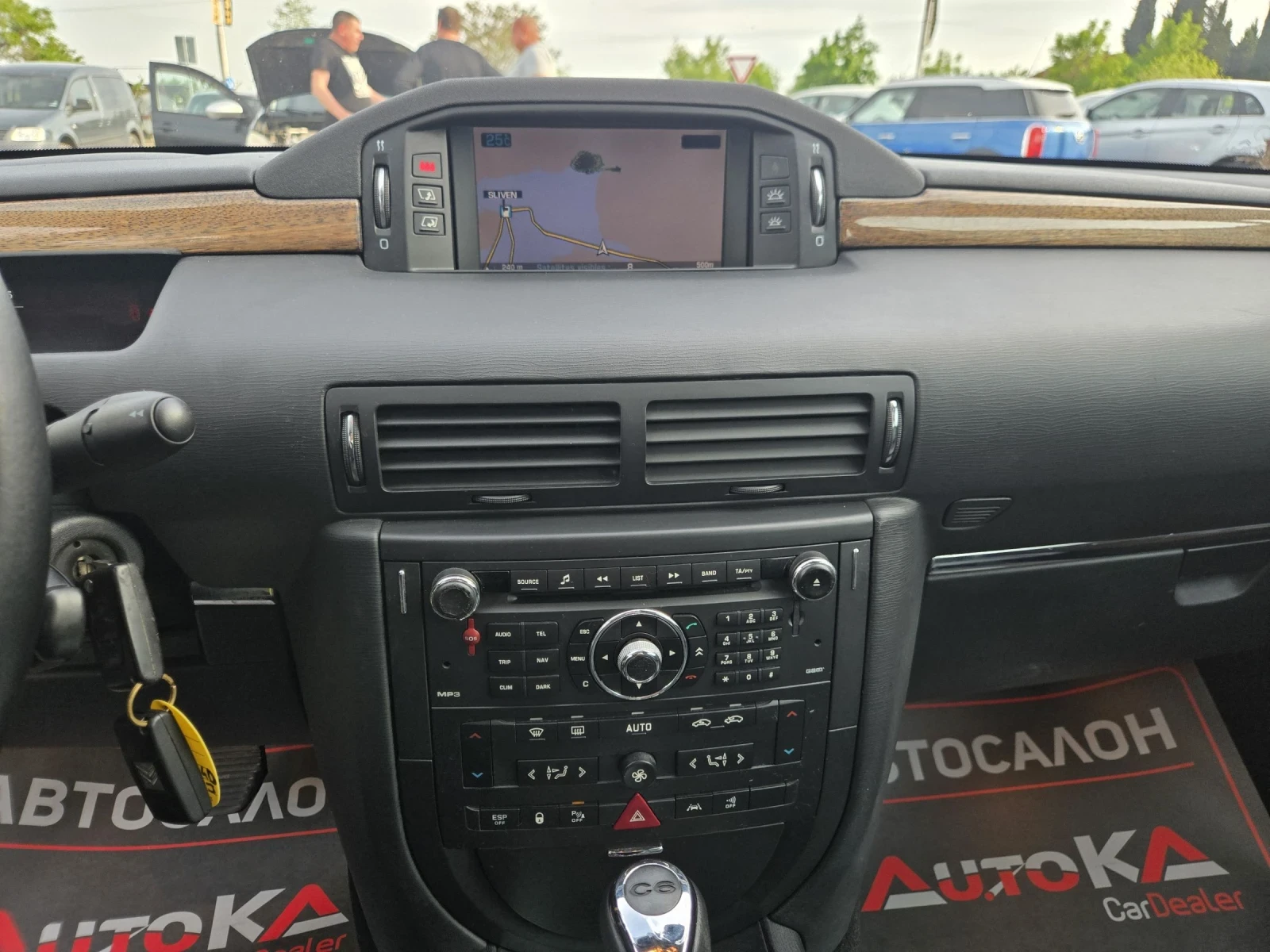 Citroen C6 2.7HDI-204кс= АВТОМАТ= НАВИ= КСЕНОН= КОЖА, снимка 16 - Автомобили и джипове - 54459425