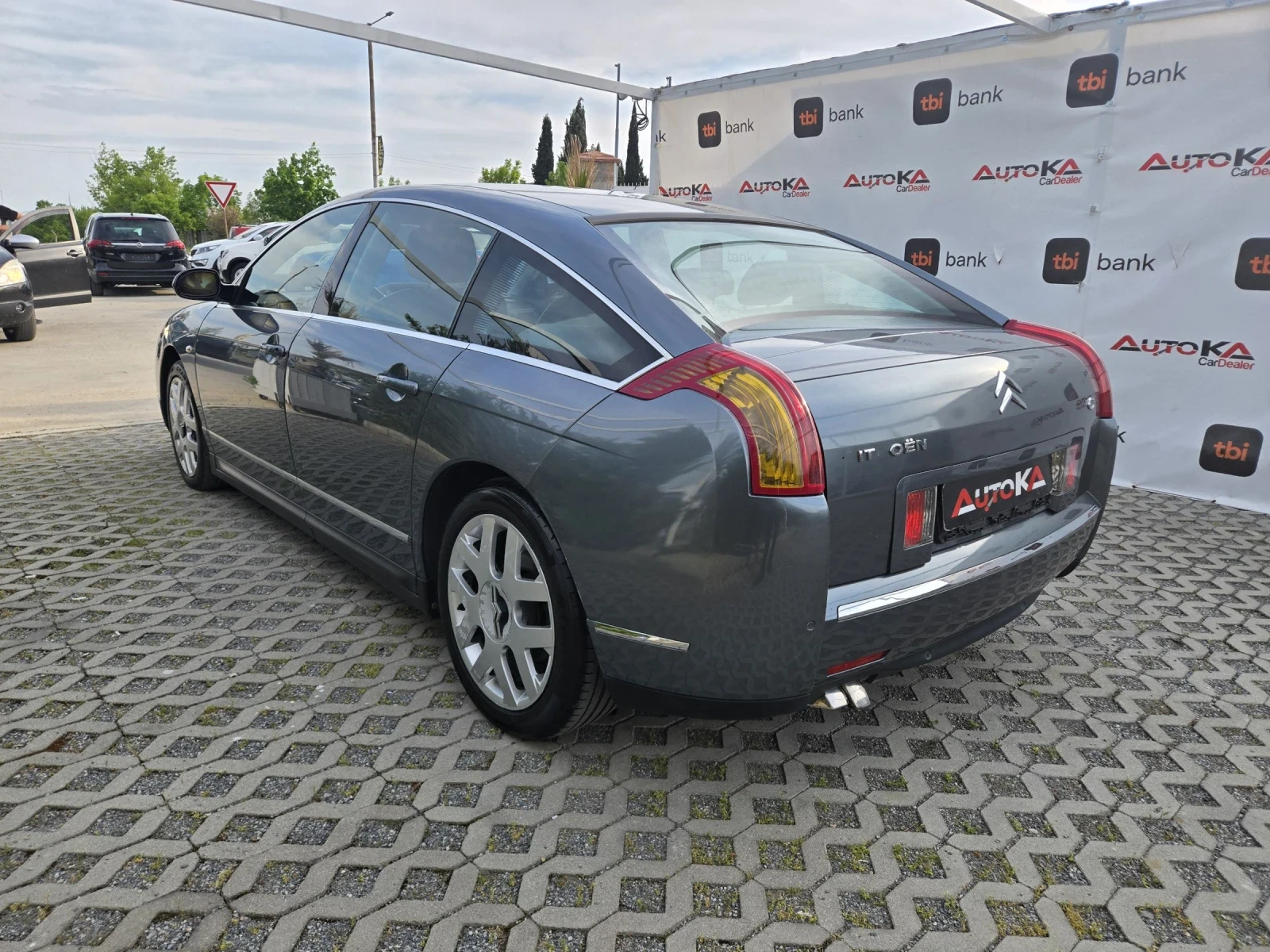 Citroen C6 2.7HDI-204кс= АВТОМАТ= НАВИ= КСЕНОН= КОЖА, снимка 5 - Автомобили и джипове - 54459425
