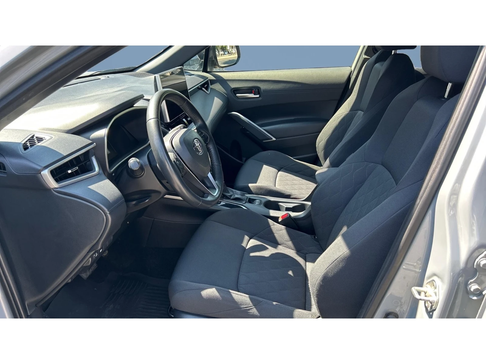 Toyota Corolla Cross Месечна вноска от 349  , снимка 12 - Автомобили и джипове - 55925161