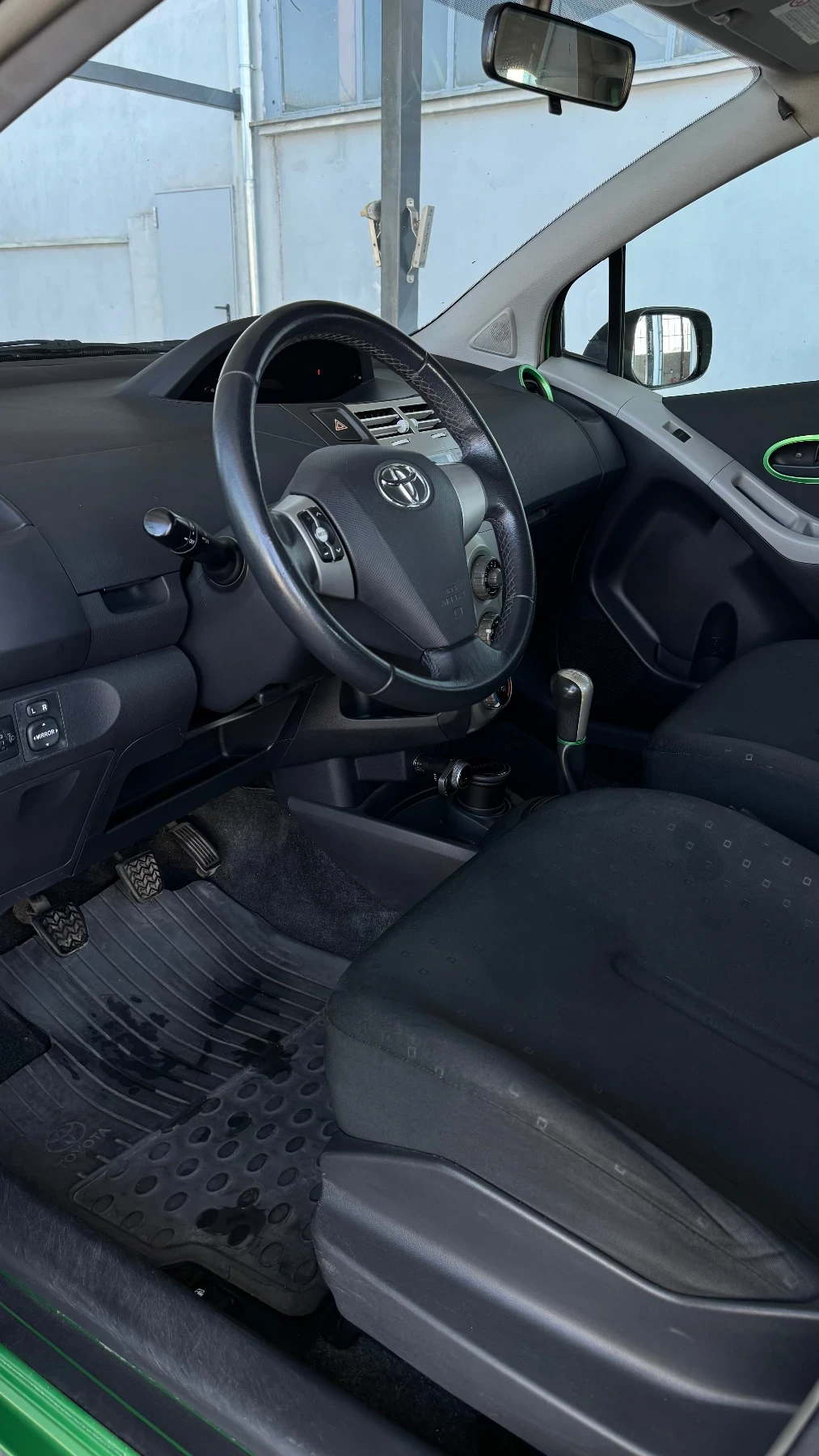 Toyota Yaris, снимка 8 - Автомобили и джипове - 55962865
