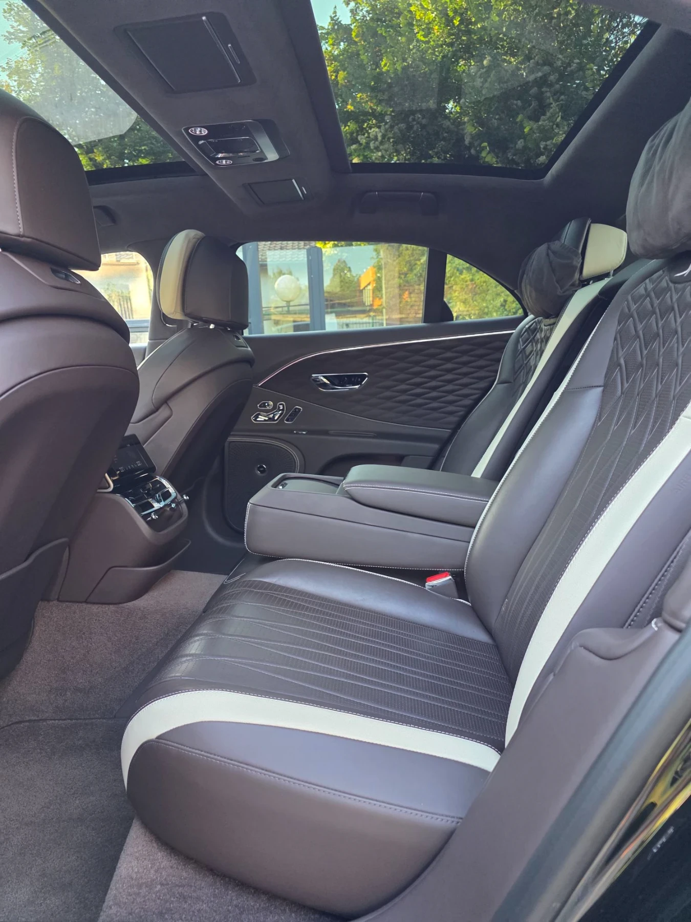 Bentley Flying Spur W12 SPEED/NAIM, снимка 14 - Автомобили и джипове - 56126498