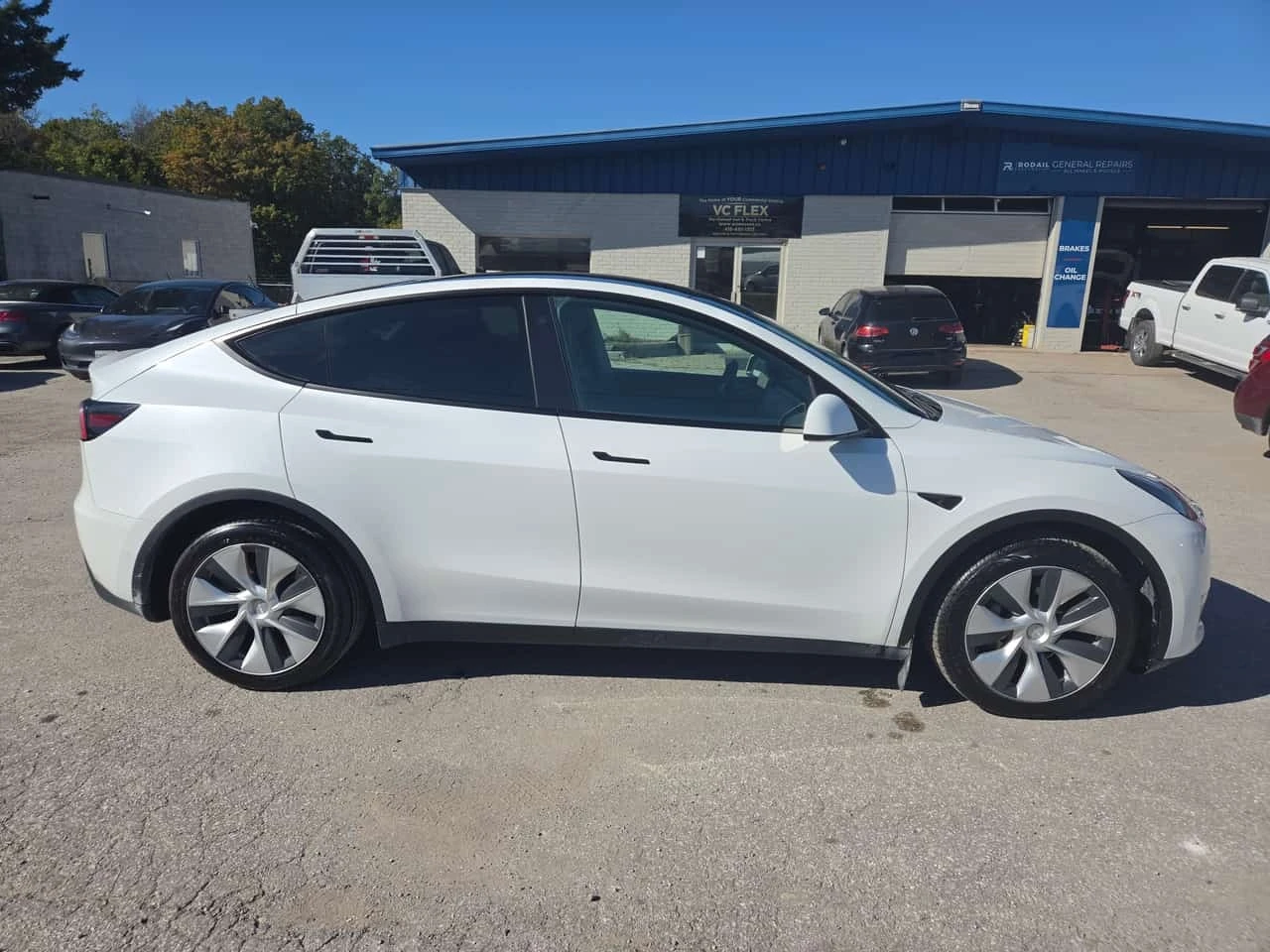 Tesla Model Y * Long Range * CARFAX * , снимка 3 - Автомобили и джипове - 56214484