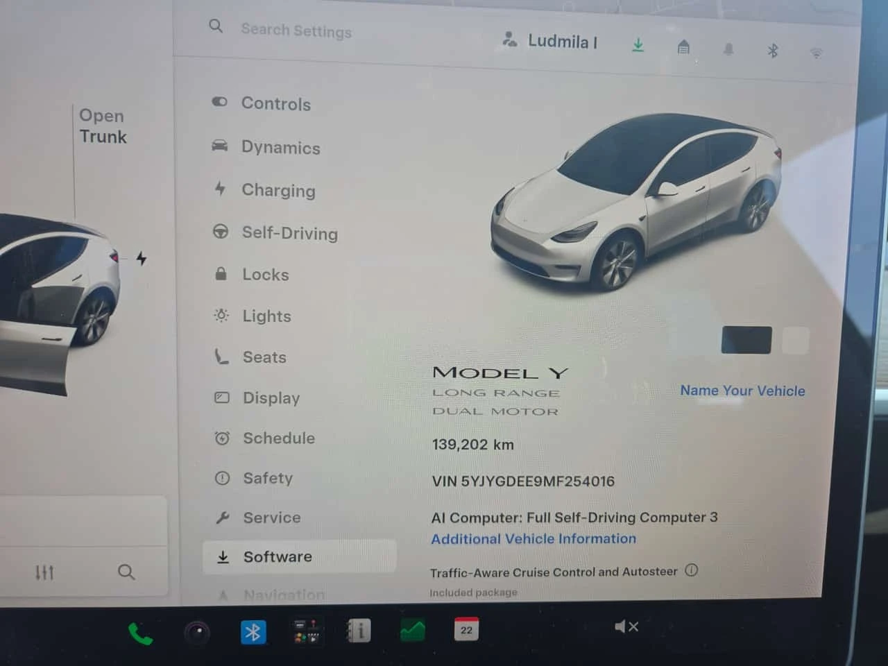 Tesla Model Y * Long Range * CARFAX * , снимка 9 - Автомобили и джипове - 56214484