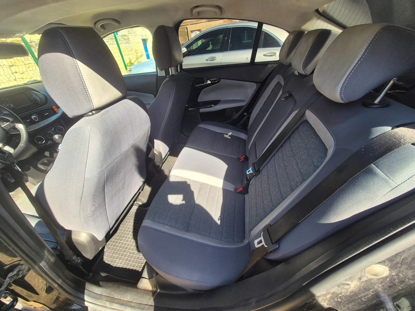 Fiat Tipo 1.6 MultiJet 120 �.�. (88 kW), 6-�������� ����� �� | Mobile.bg � ����������� 13