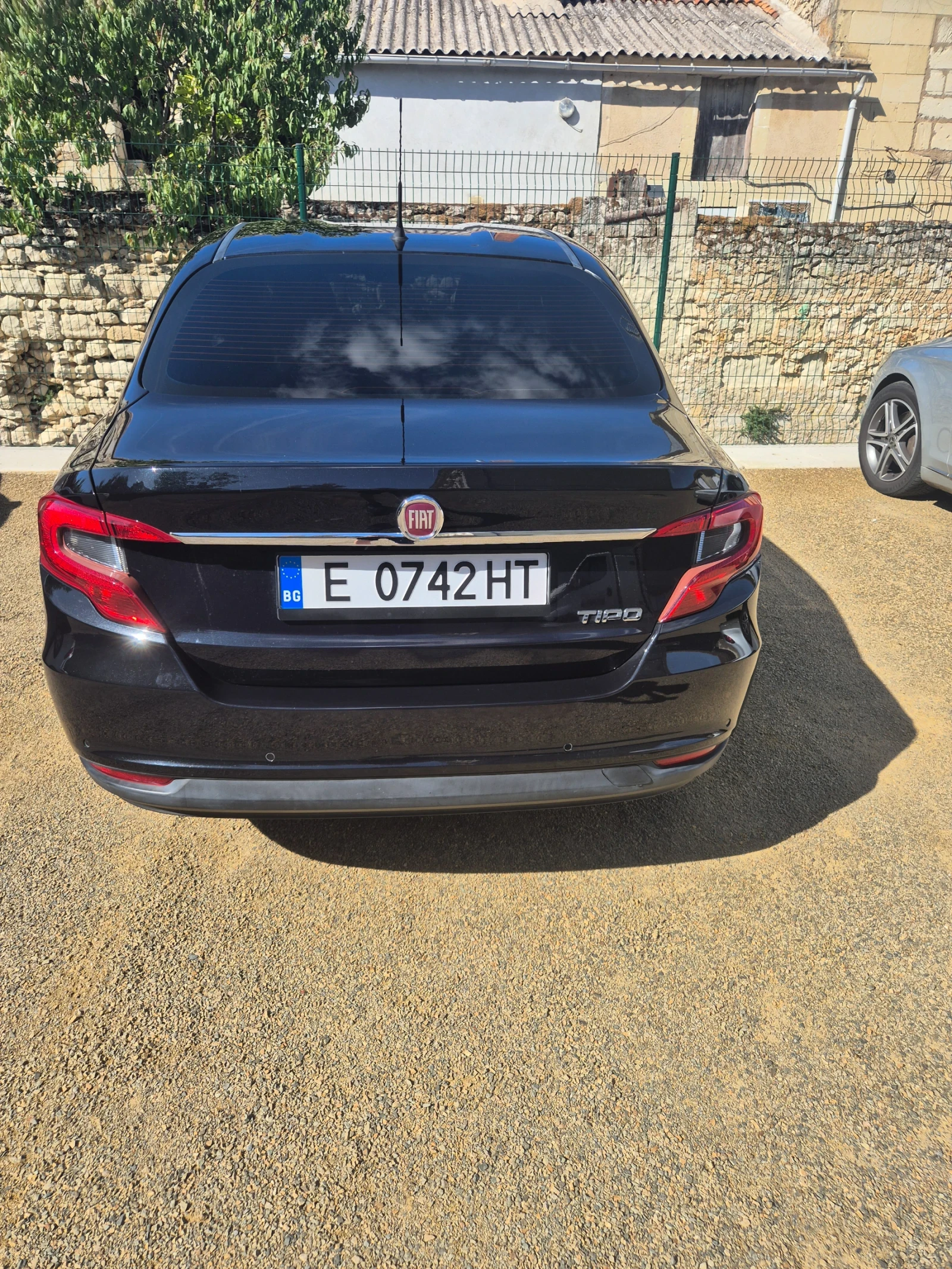 Fiat Tipo 1.6 MultiJet 120 �.�. (88 kW), 6-�������� ����� �� | Mobile.bg � ����������� 3