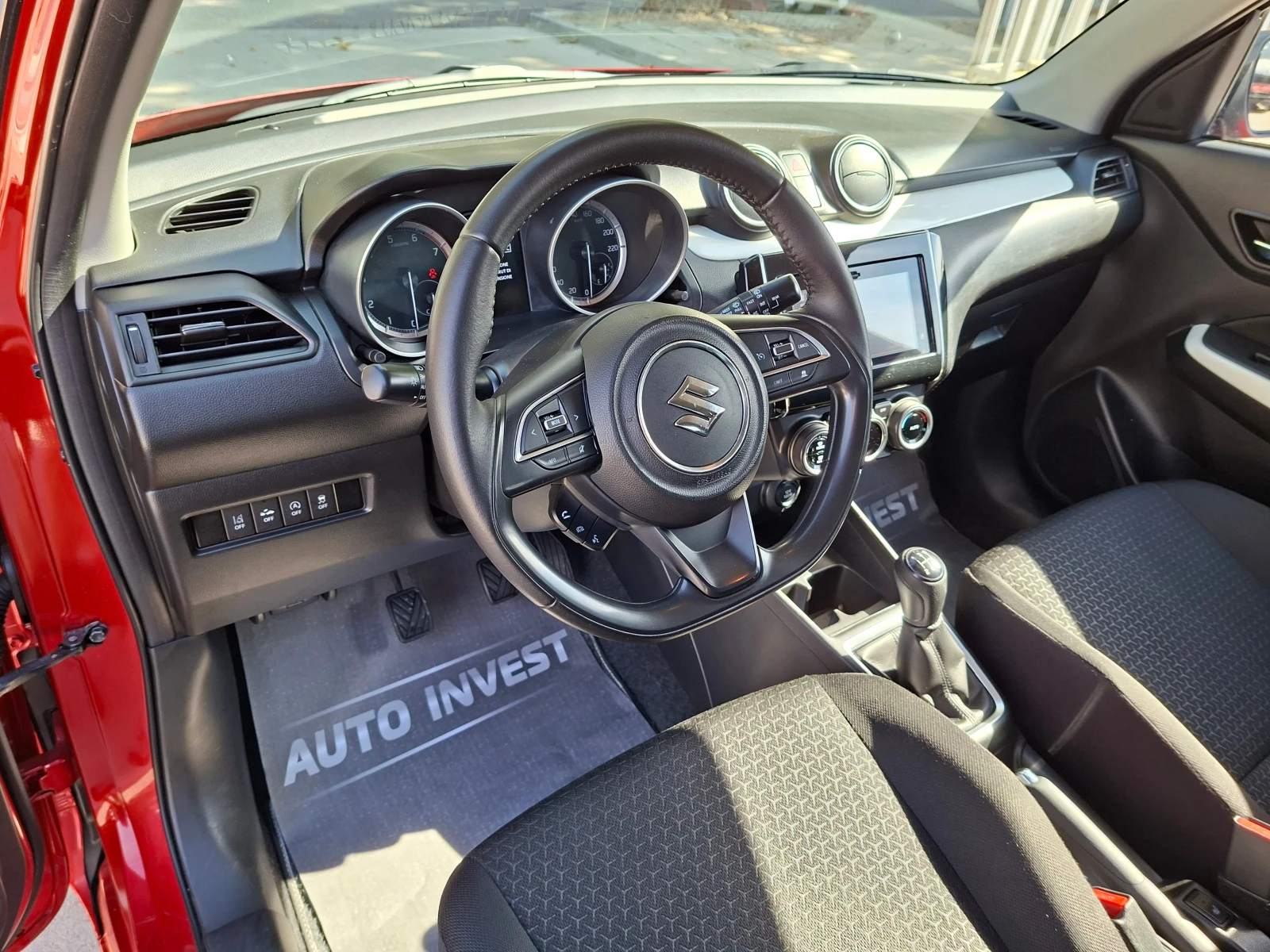 Suzuki Swift HYBRID/CAMERA/NAVI/PODGREV/DISTR., снимка 10 - Автомобили и джипове - 56371267