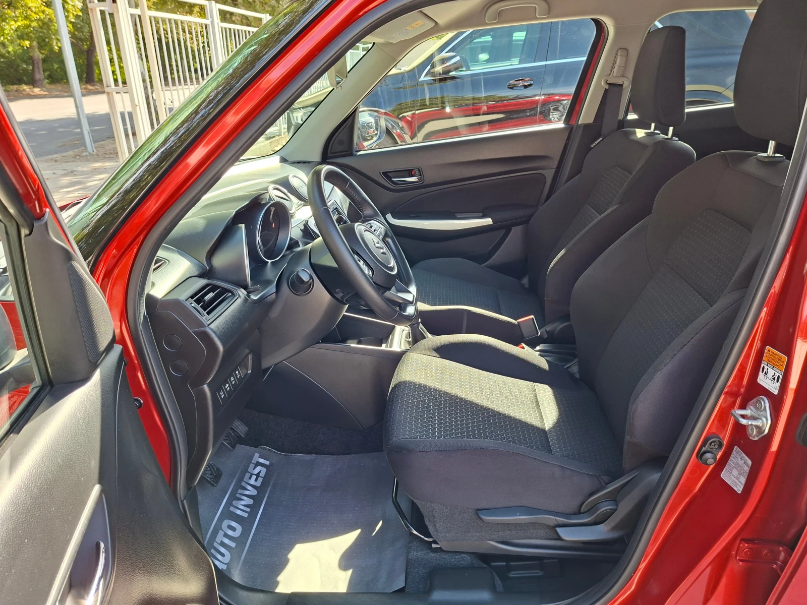 Suzuki Swift HYBRID/CAMERA/NAVI/PODGREV/DISTR., снимка 9 - Автомобили и джипове - 56371267