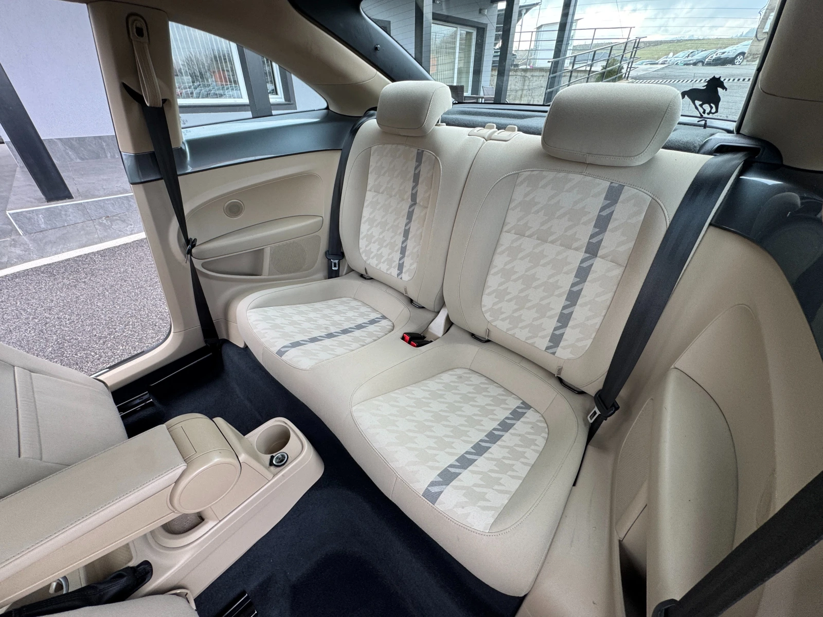 VW Beetle 2.0TDI ��� ����  | Mobile.bg � ����������� 11
