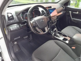 Kia Sorento * 4x4 *  /3.3i/NAVI+ FUL/ LED/V6-AWD/-TOP, снимка 16