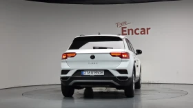 VW T-Roc 2.0 TDI* BLIND SPOT* КРАЙНА ЦЕНА, снимка 4