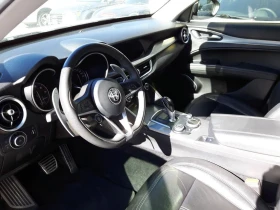 Alfa Romeo Stelvio TI SPORT* DISTRONIC* LANE ASSIST* ПОДГРЕВ - 31400 лв. / 16054.57 € - 53611537 9