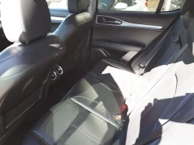 Alfa Romeo Stelvio TI SPORT* DISTRONIC* LANE ASSIST* ПОДГРЕВ - 31400 лв. / 16054.57 € - 53611537 10
