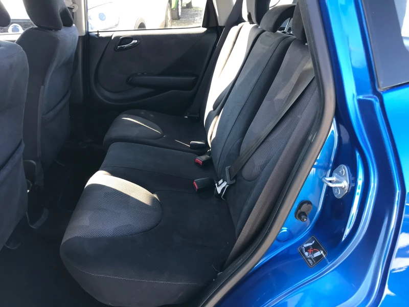 Honda Jazz 1.4i-face lift, снимка 12 - Автомобили и джипове - 47012465