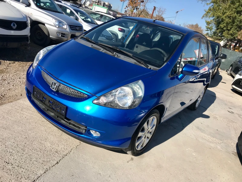 Honda Jazz 1.4i-face lift, снимка 3 - Автомобили и джипове - 47012465