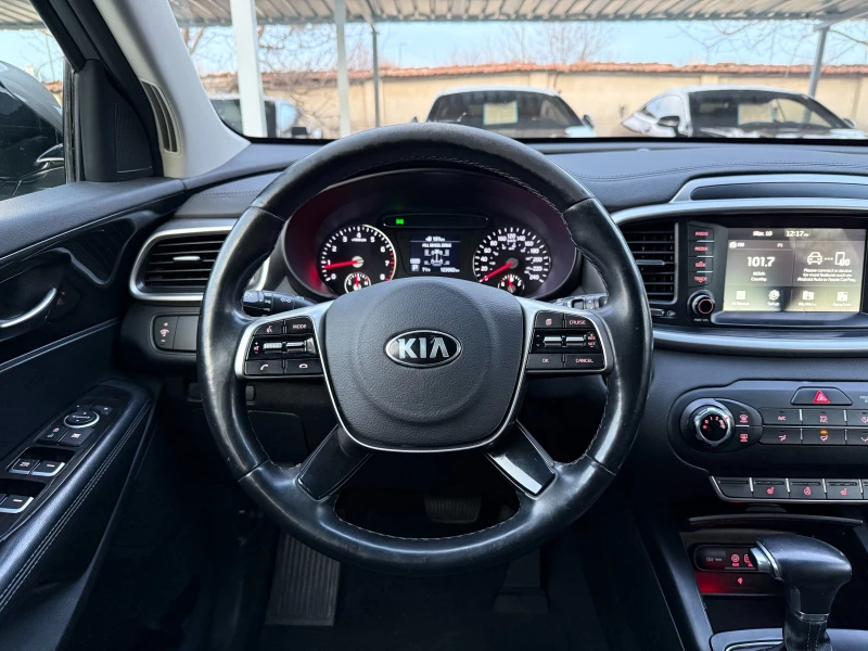 Kia Sorento 2.4 GDI, AWD, снимка 11 - Автомобили и джипове - 49452739