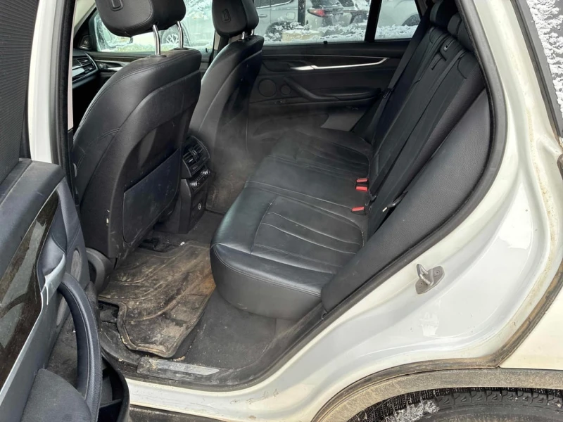 BMW X5 * xDrive35i * CARFAX * БЕЗ ПЪРВОНАЧАЛНА ВНОСКА, снимка 11 - Автомобили и джипове - 53214349