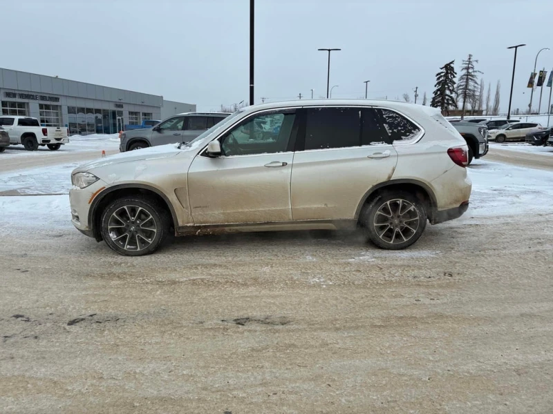 BMW X5 * xDrive35i * CARFAX * БЕЗ ПЪРВОНАЧАЛНА ВНОСКА, снимка 2 - Автомобили и джипове - 53214349