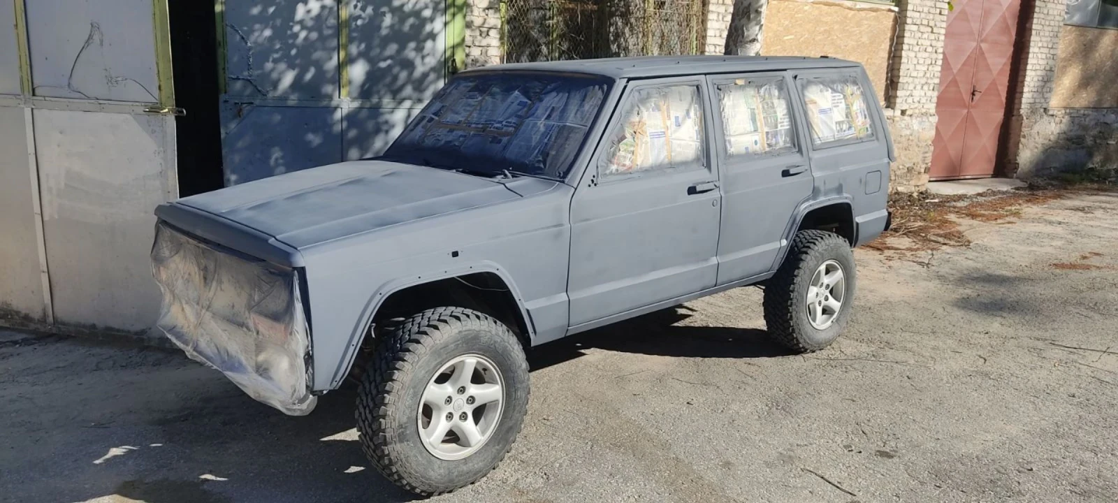 Jeep Cherokee  - изображение 4