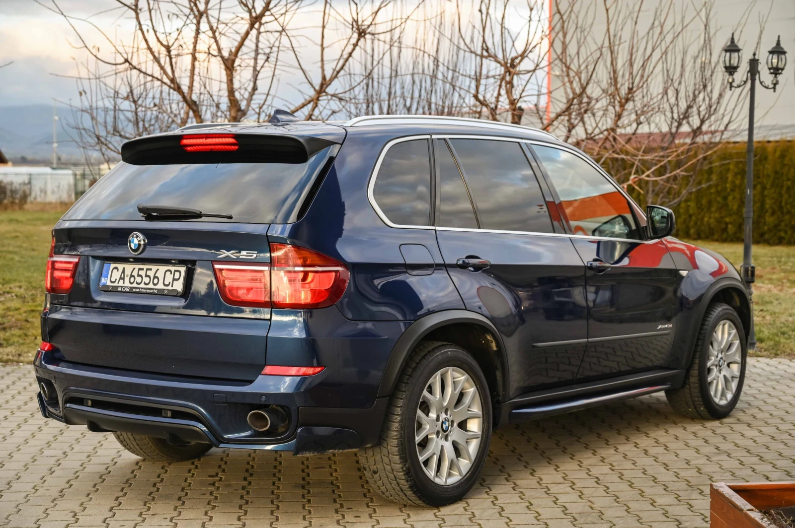 BMW X5 4.0XD* 306кс* М-ПАКЕТ* КАМЕРА* ПАМЕТ* SPORT - изображение 8