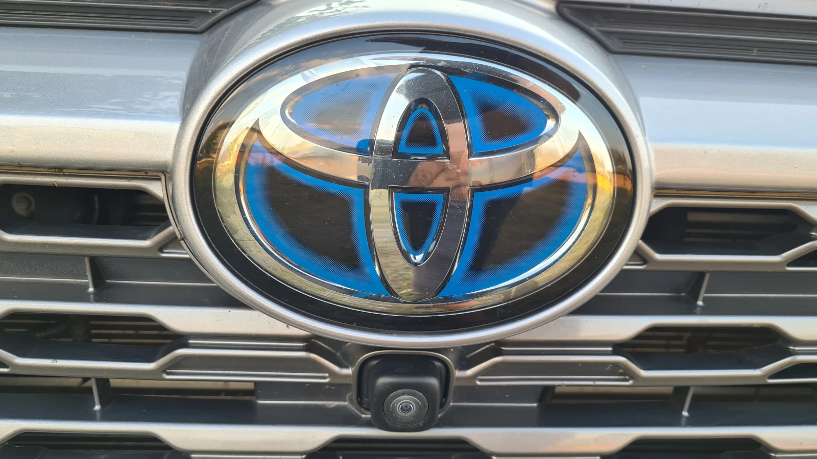 Toyota Rav4 2.5 4X4 HYBRID - изображение 6