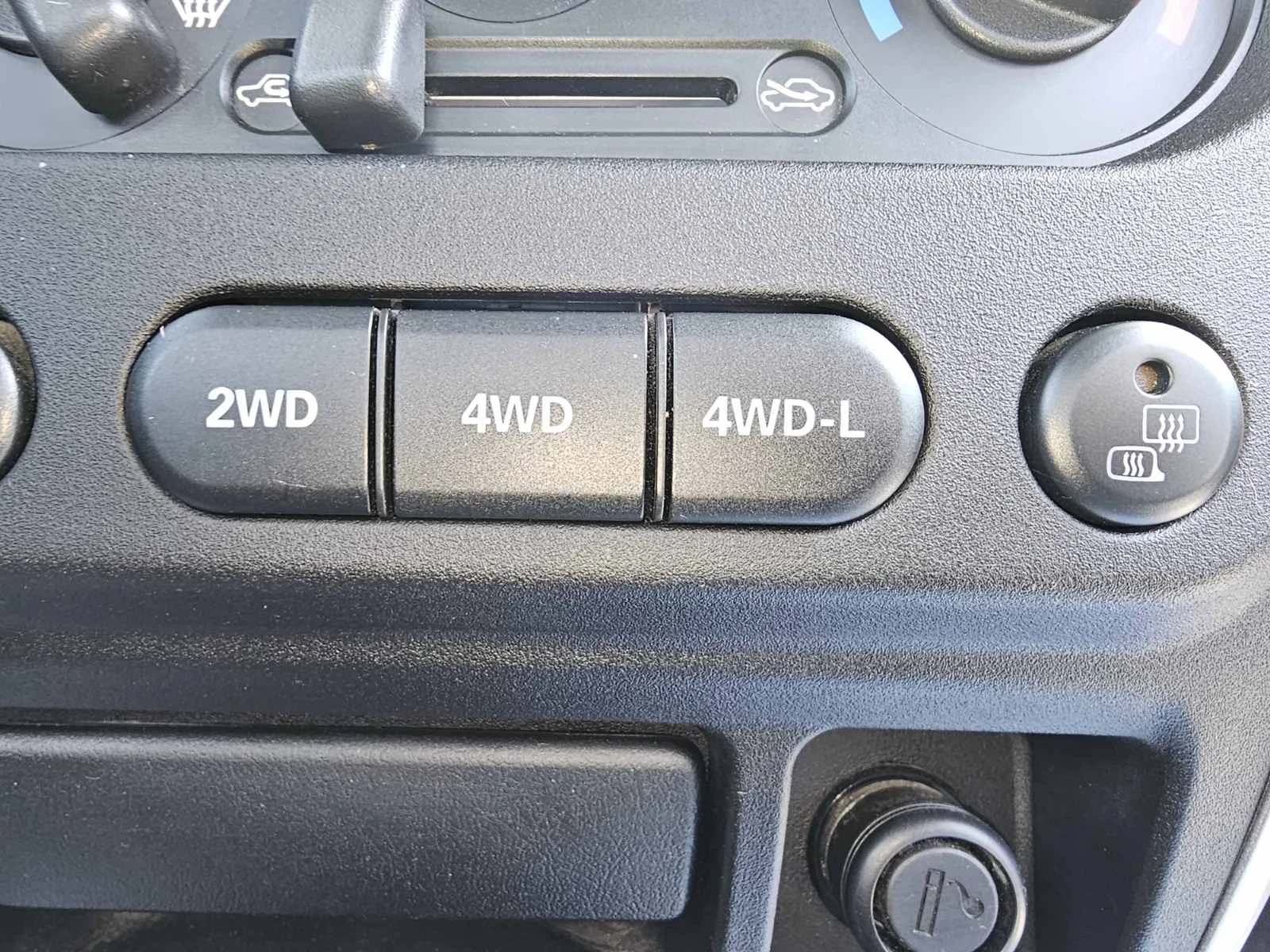 Suzuki Jimny 1.5 DDSI - изображение 9