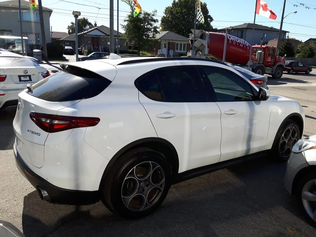 Alfa Romeo Stelvio TI SPORT* DISTRONIC* LANE ASSIST* ПОДГРЕВ - изображение 4