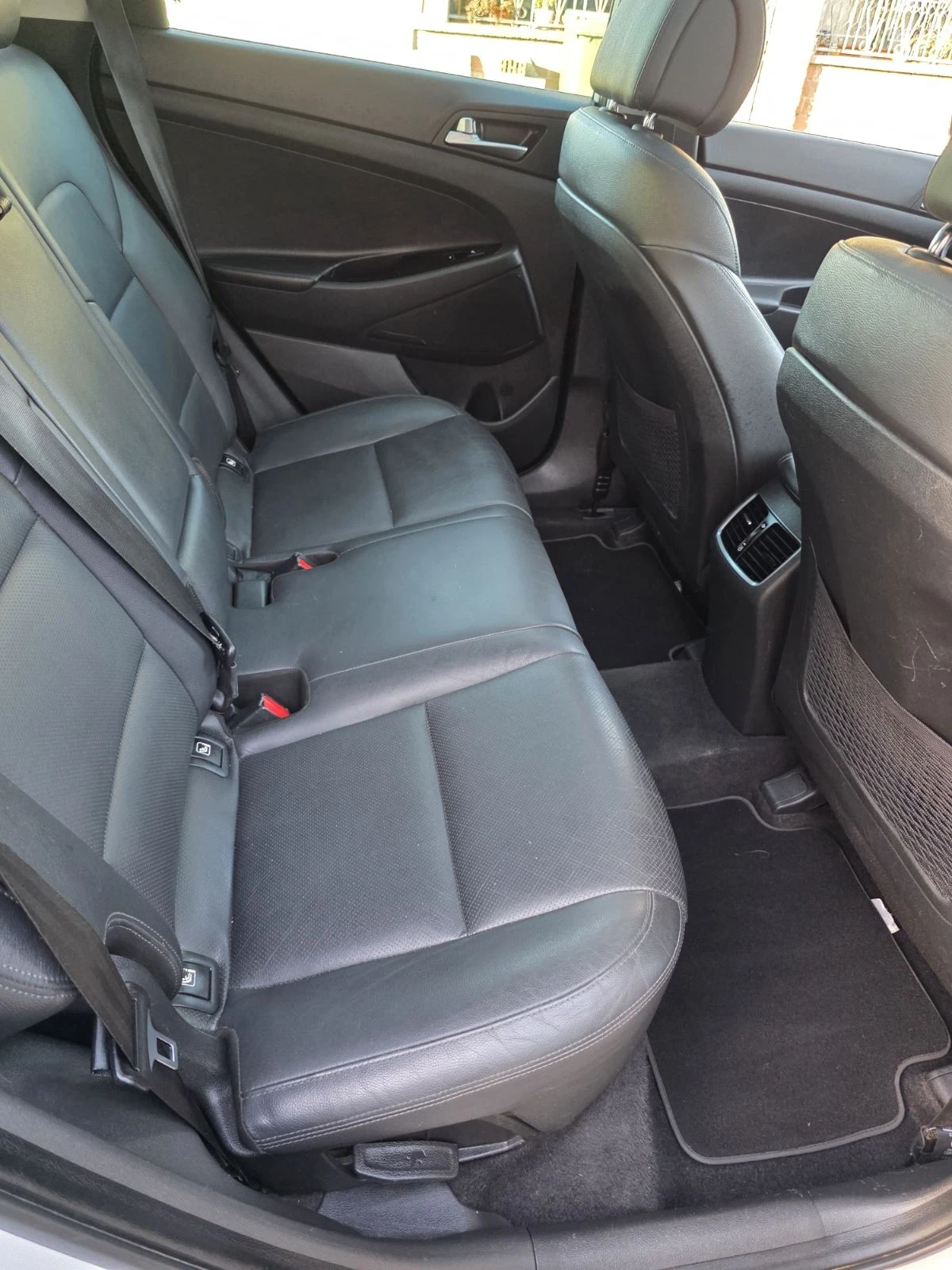 Hyundai Tucson 2.0 CRDi Executive 4 WD | Mobile.bg   17