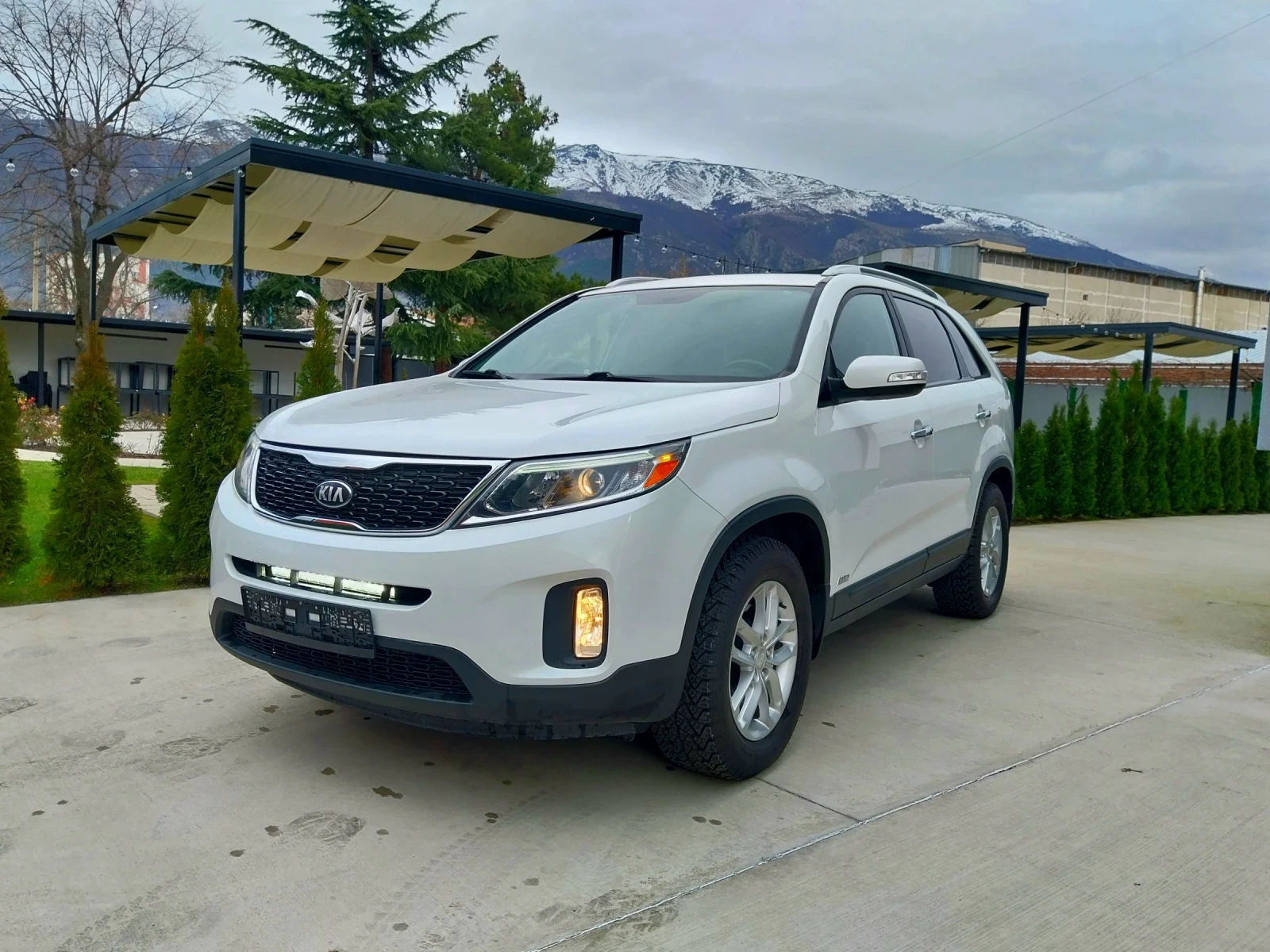 Kia Sorento * 4x4 *  /3.3i/NAVI+ FUL/ LED/V6-AWD/-TOP, снимка 16 - Автомобили и джипове - 53852774