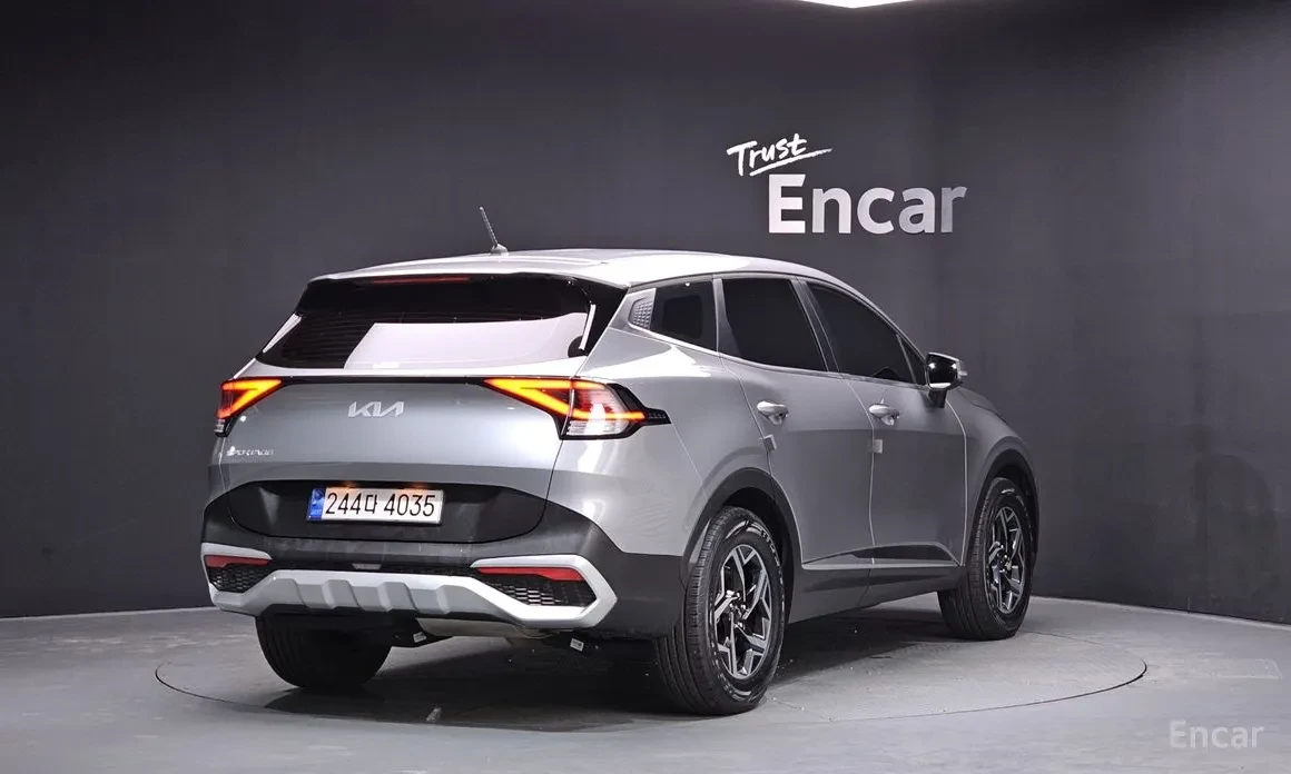 Kia Sportage, снимка 2 - Автомобили и джипове - 54060538