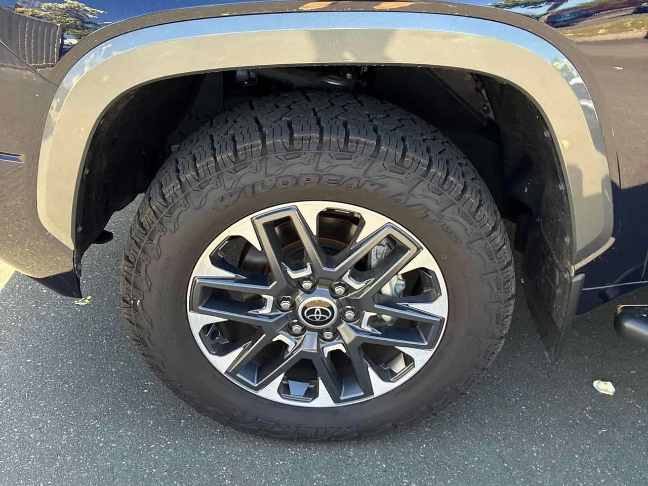 Toyota Tundra  Limited Hybrid / DISTRONIC / ОБДУХВАНЕ , снимка 13 - Автомобили и джипове - 54581466