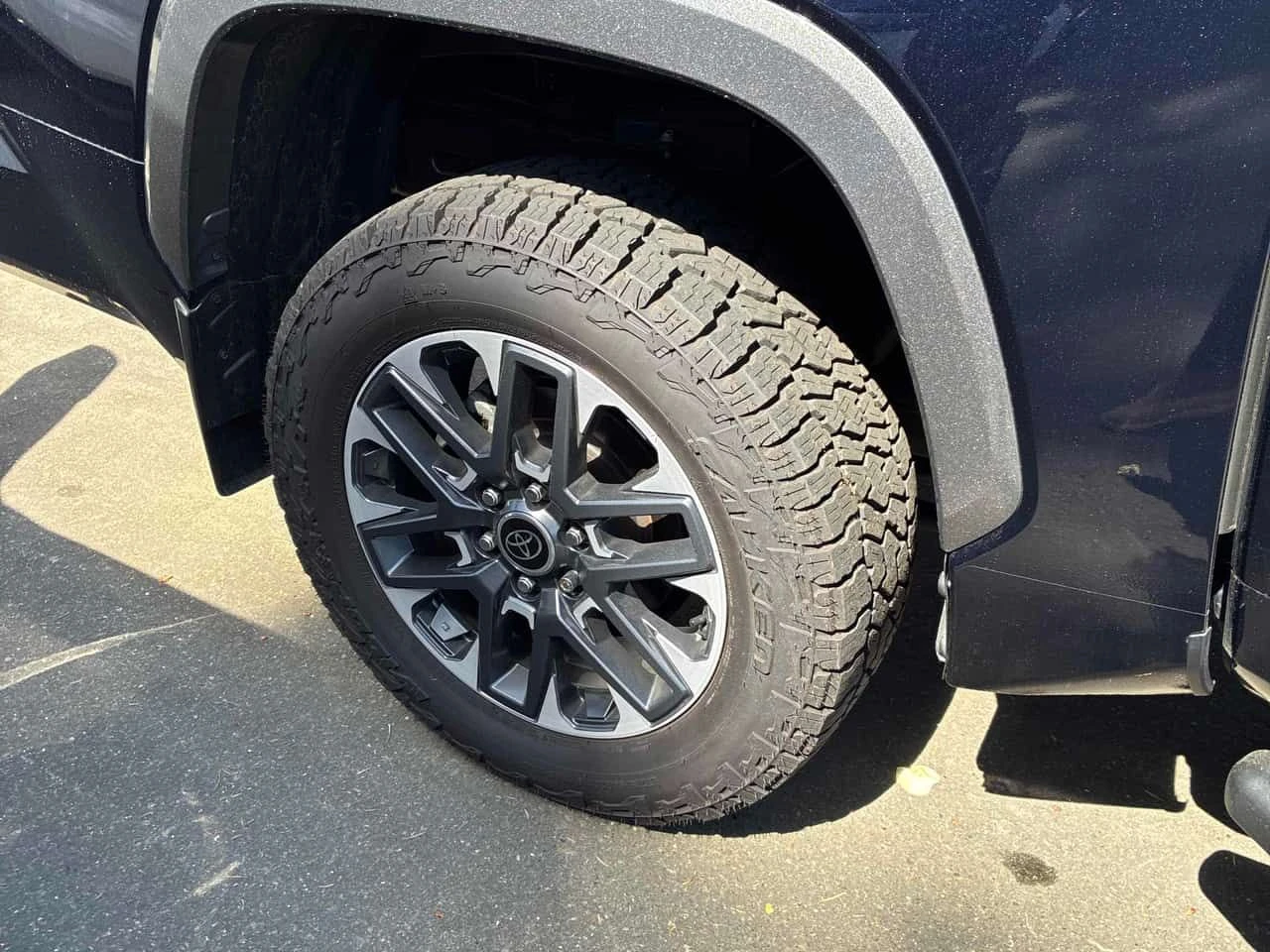Toyota Tundra  Limited Hybrid / DISTRONIC / ОБДУХВАНЕ , снимка 11 - Автомобили и джипове - 54581466