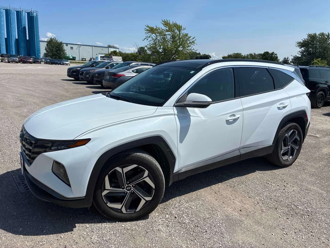 Hyundai Tucson * Luxury * CARFAX * БЕЗ ПЪРВОНАЧАЛНА ВНОСКА, снимка 2 - Автомобили и джипове - 55677829