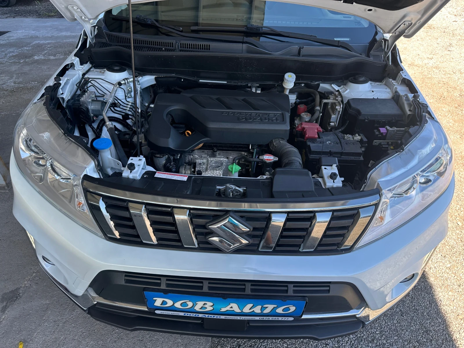 Suzuki Vitara 1.0i-112к.с-FACELIFT-LED-ГАЗ-ОБСЛУЖЕН-ПОДГРЕВ, снимка 16 - Автомобили и джипове - 56038334