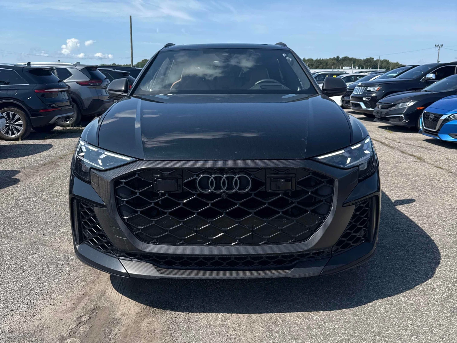 Audi RSQ8 * performance * CARFAX * ОПЦИЯ ЗА ФИНАНСИРАНЕ, снимка 6 - Автомобили и джипове - 56067206