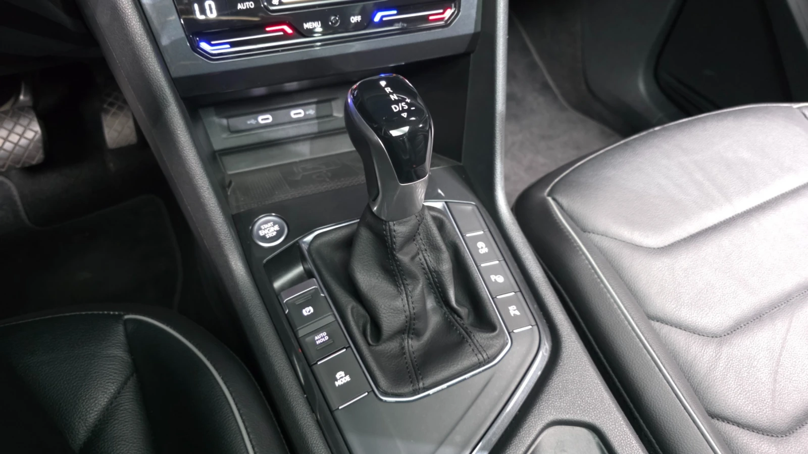 VW Tiguan 2.0 TDI Prestige | HUD | 360  | Memory, снимка 8 - Автомобили и джипове - 56070400