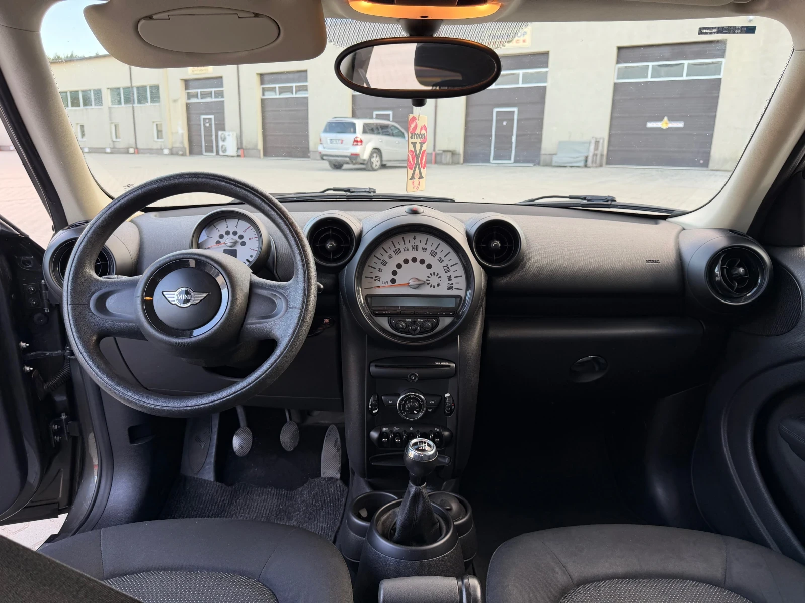 Mini Countryman, снимка 11 - Автомобили и джипове - 56298047