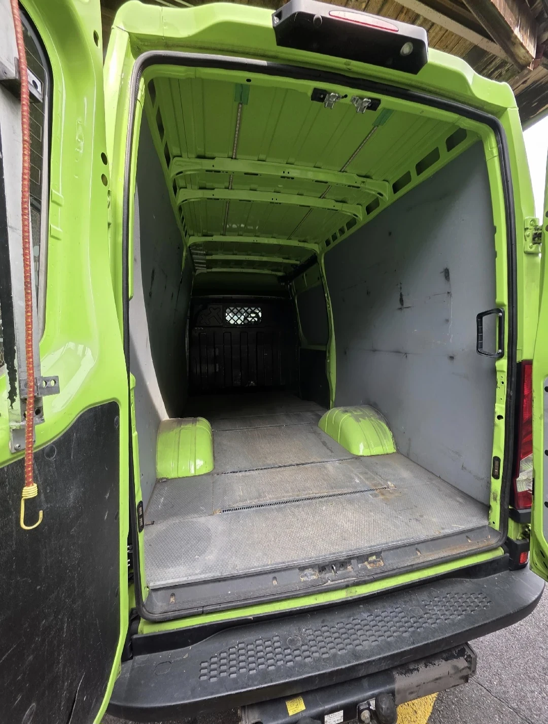 Iveco Daily 35c15 3.0L * КЛИМАТРОНИК* ШВЕЙЦАРИЯ* 188.000км.*  - изображение 5