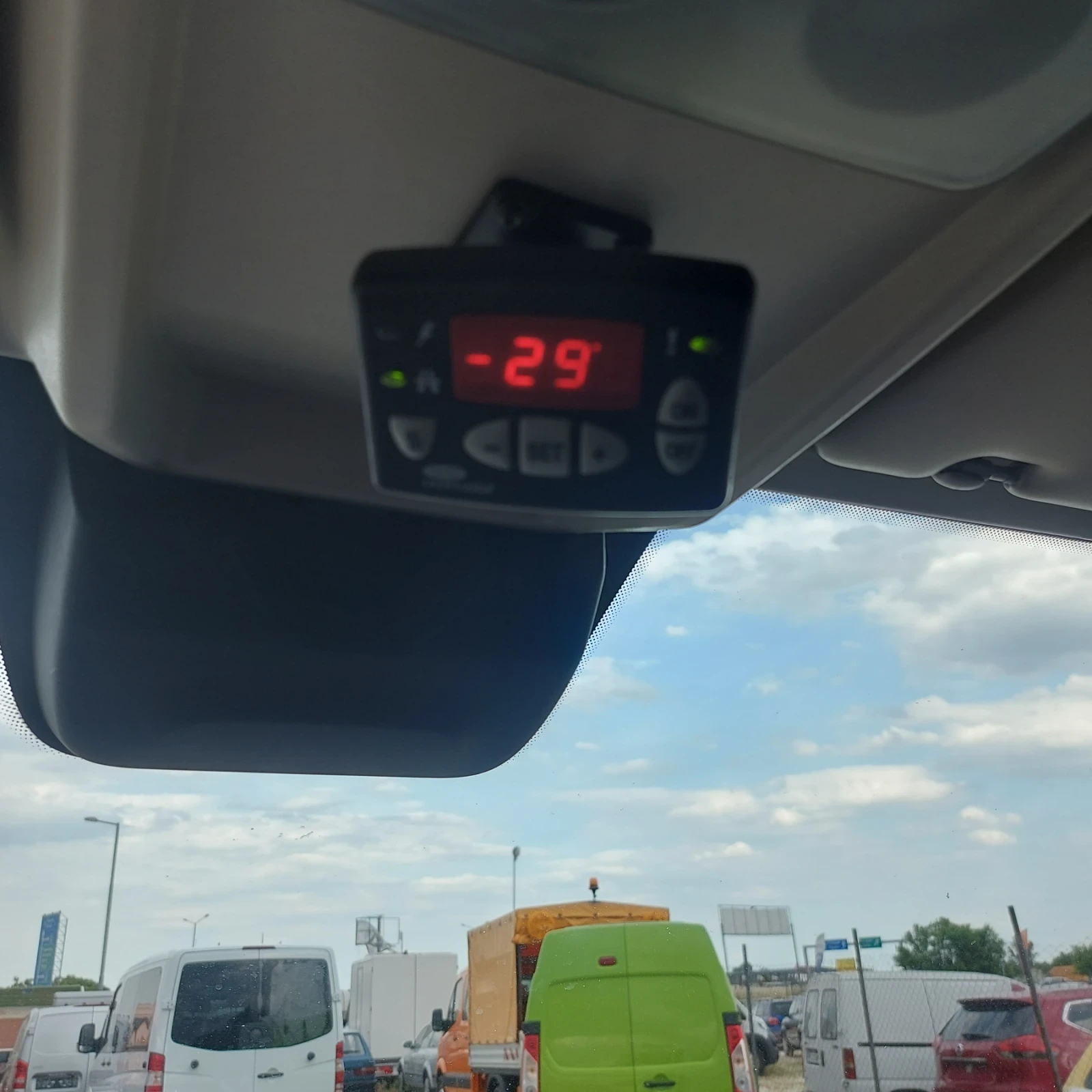 Peugeot Boxer Ориг.КМ и БОЯ, снимка 13 - Бусове и автобуси - 54746751
