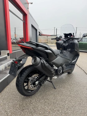 Yamaha T-max 560i-ABS-TCS-KEYLESS-КАТО НОВ, снимка 3