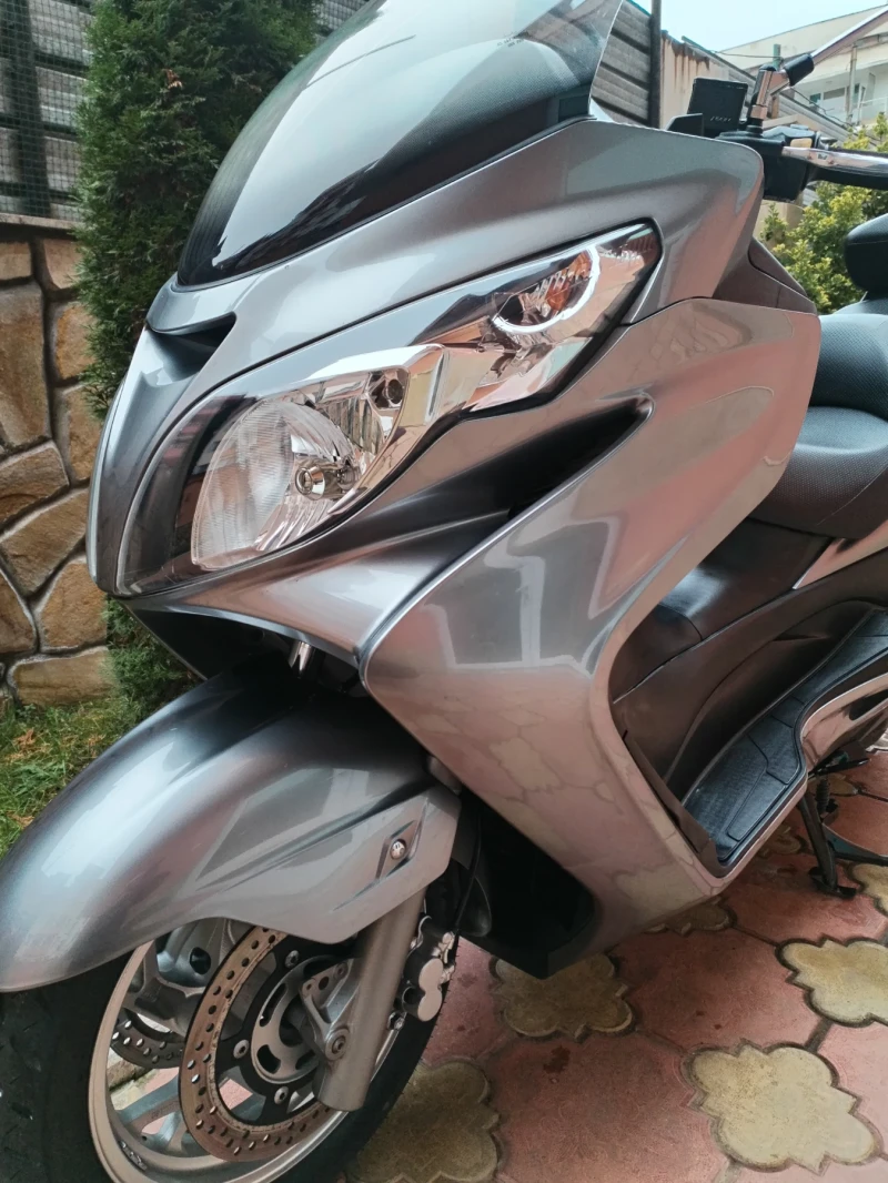 Suzuki Burgman 400i 10G TOP!!! , снимка 10 - Мотоциклети и мототехника - 52584268