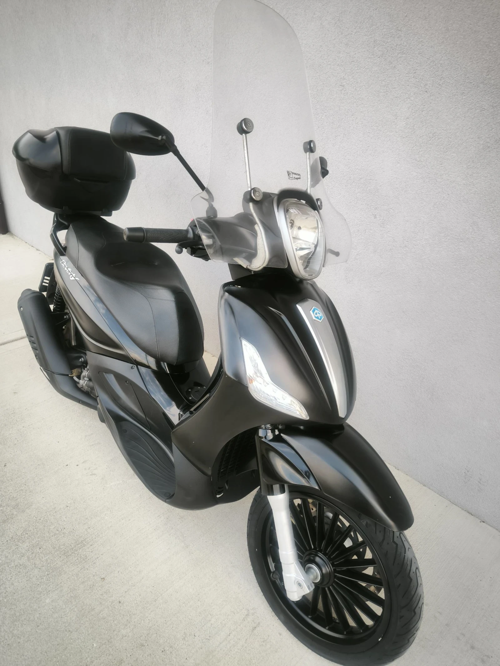 Piaggio Beverly 300ie, ABS/ASR, 2016 година  - изображение 8